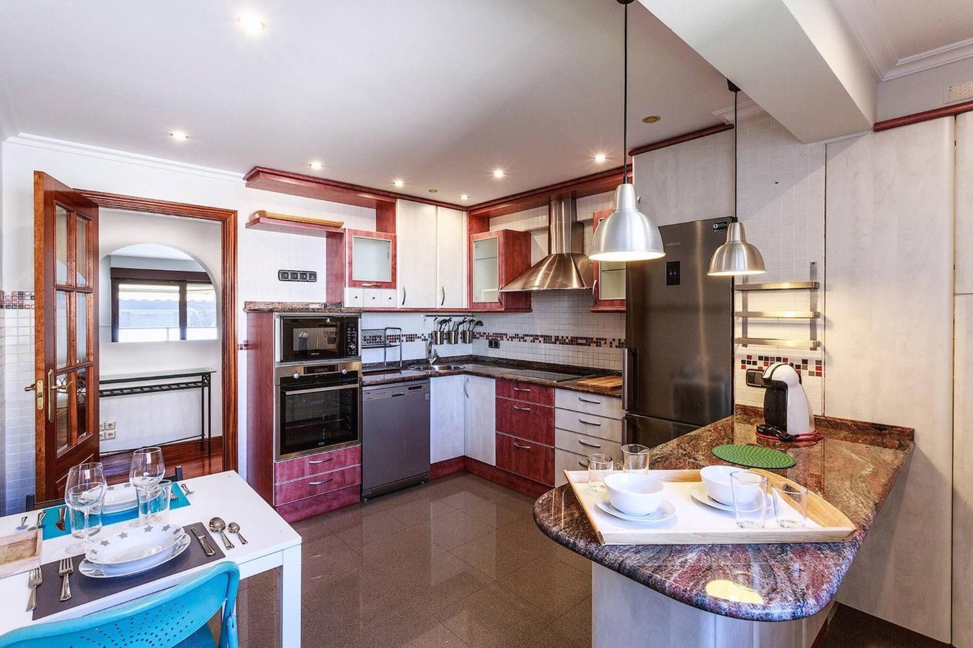 Earra - Casa Damatxo, Terraza, 1 Minuto A La Playa, Zona Tranquila Lejlighed Zarautz Eksteriør billede